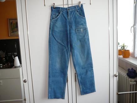 Chlapecké džíny demos, 140