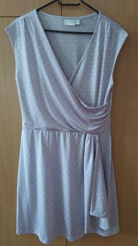 Elastické šaty, 40