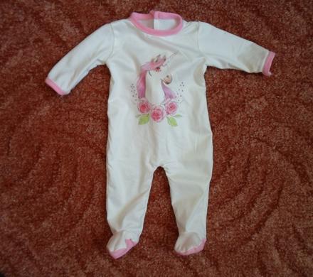 Bílý overal pro panenky, 