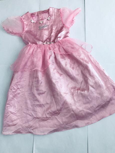 St1/ kostým barbie - v.5/6 let, 