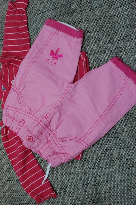 Komplet trika a kalhot, velikost 0-3 měsíce, kik,56