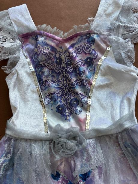 An14/ kostym mrtvá nevěsta - v.3/4 roky, 