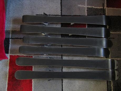 3 x dětské lyže s vázáním, atomic,90-99 cm