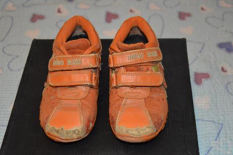 Oranžové holčičí boty, zdobené kamínky, 28