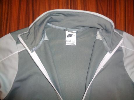 Nádherná šedá sportovní bunda nike, nike,152