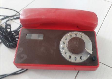 Retro telefon,