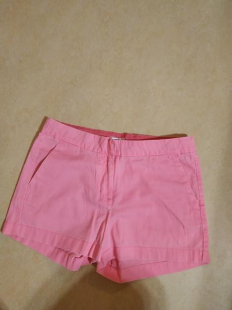 Značkové kraťasy vel. 134, 134