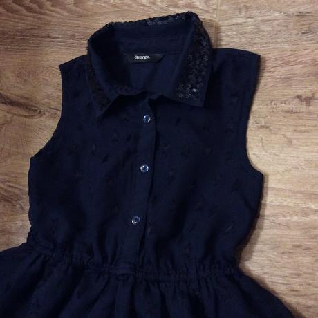 Šaty s hvězdičkami a zdobeným límečkem, george,122