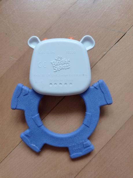 Chrastítka, kousátka, 