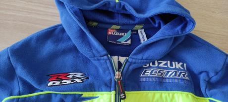 Krásná motorkářská mikina suzuki vel. 140, 140