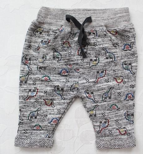 Tepláky vel. 0 - 1 m, primark,<50