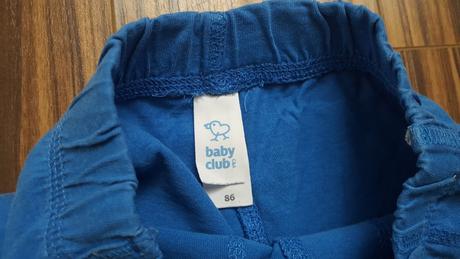 Kraťasy, baby club,86