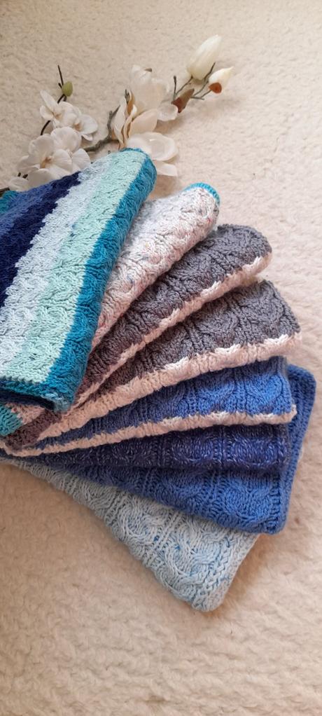 Copánkový povlak na polštář - modro bílý,