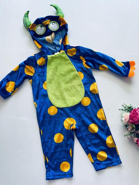 An12/ kostym přišerka - v.6/9 měs.,