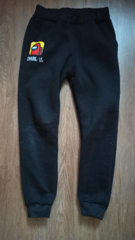 Tepláky among us, 140