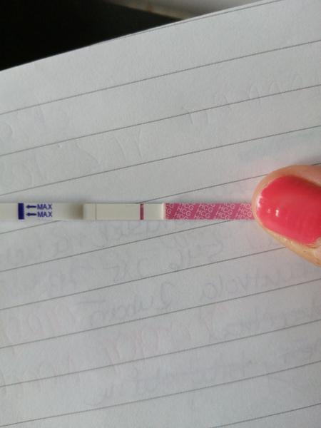 Vidíte druhou čárku na těhotenském testu také?