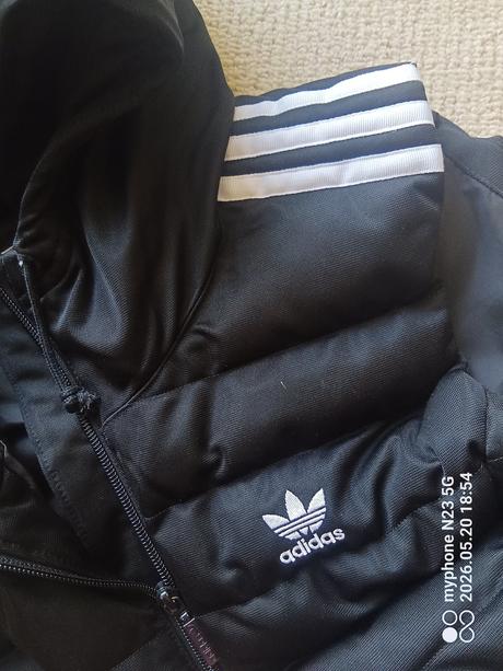 Vesta zn."adidas" vel."36" i trošku větší, adidas,36