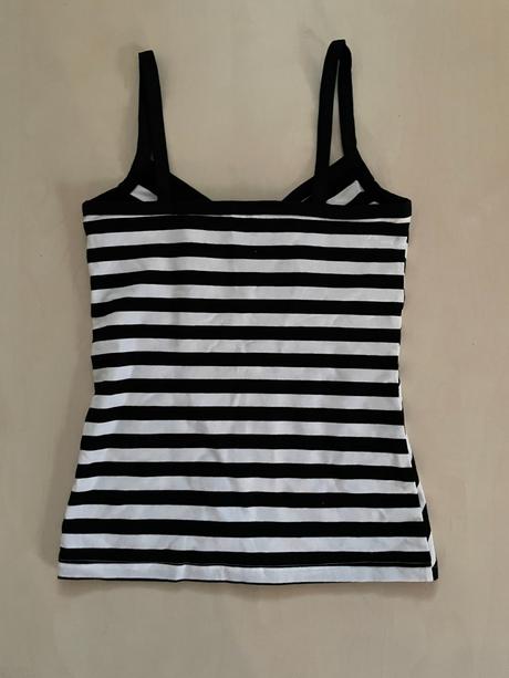 Proužkovaný top, vel není cca xs/s, hm, h&m,s