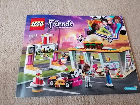 Lego friends 41349 závodní restaurace,