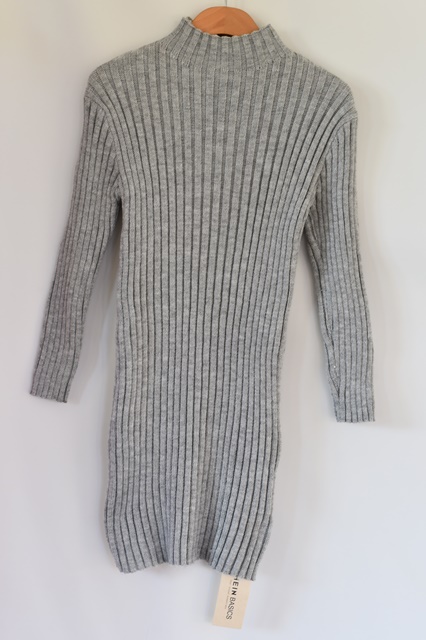 Šaty  vel. 9 let, 134