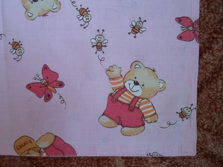 Růžové dětské prostírání,