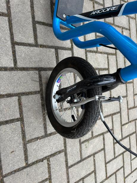 Koloběžka arcore twelvemax, 