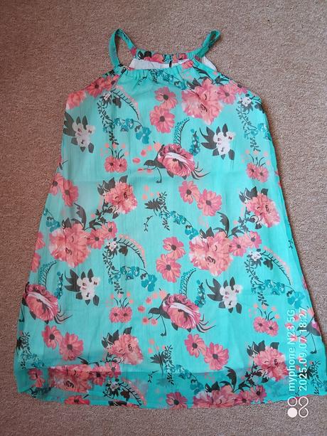 Šaty zn."c&a" vel."140", c&a,140