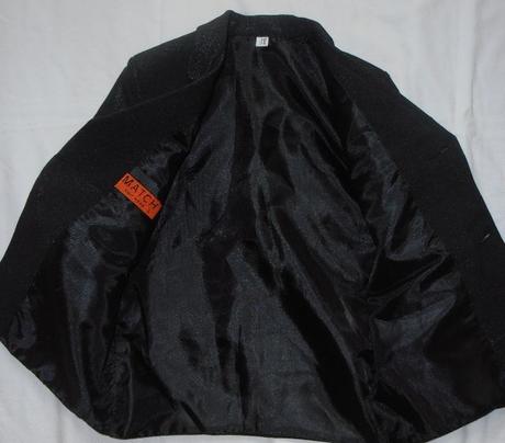 O49. dokonalé černo-stříbřité společenské sako, 104