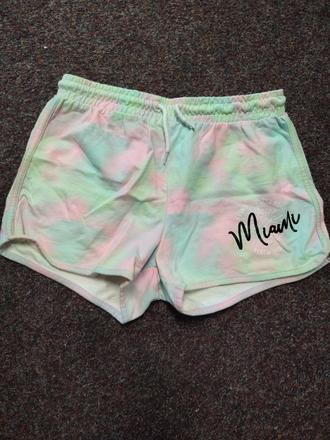 Kraťasy, bonprix,170