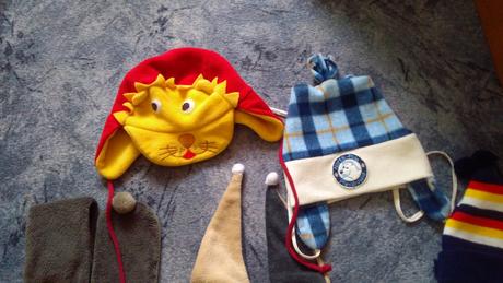 Zimní čepice,rukavice a šála, 74