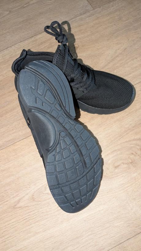 Ka71 ultralehké, protiskluzové tenisky vel. 37, 37