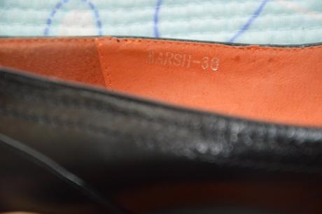 38 černé lodičky, 38