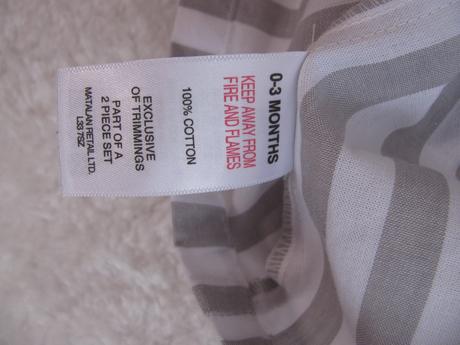 Krásná šedo bílá sukně s laclem, matalan,62