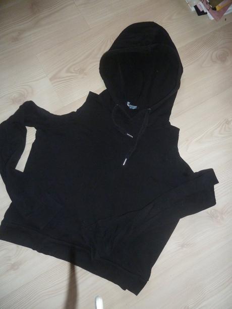 Crop top mikča s vykrojenými rameny, 158