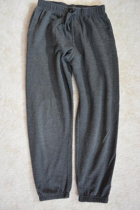 Tepláky rebel, rebel,146