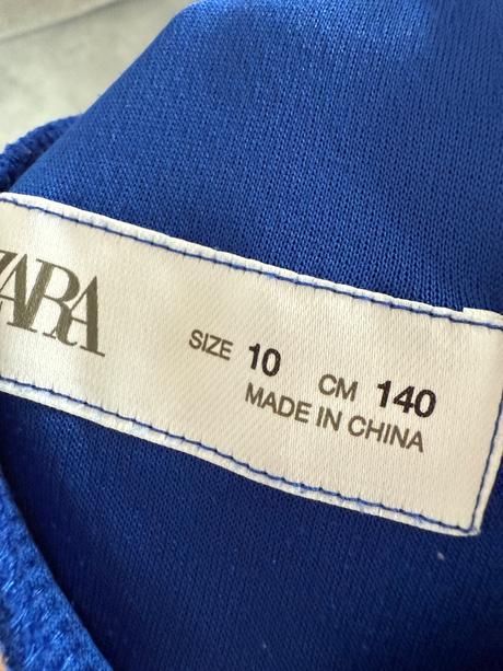 Sportovní tepláky, zara,140