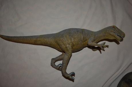 Kvalitní velcí dinosauři,50-57cm,výška 30cm,