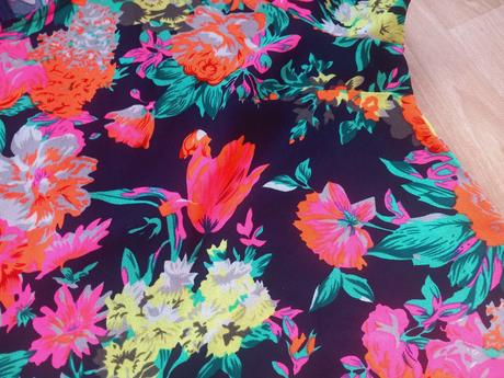 Květované šaty vel. l - xl - n.o.v.é, l