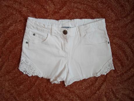 Bílé kraťasy kraťásky šortky s krajkou, pepperts,146