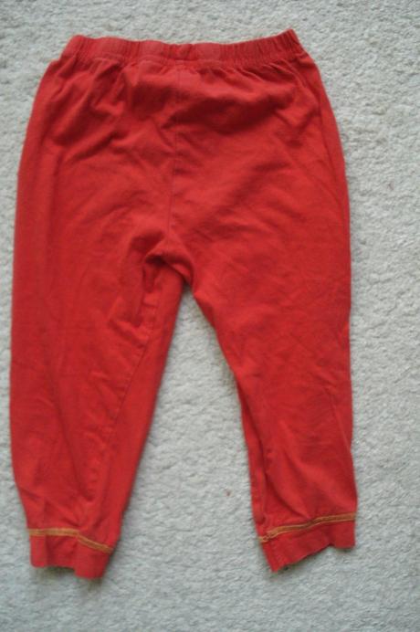 Pyžamové kalhoty, 98