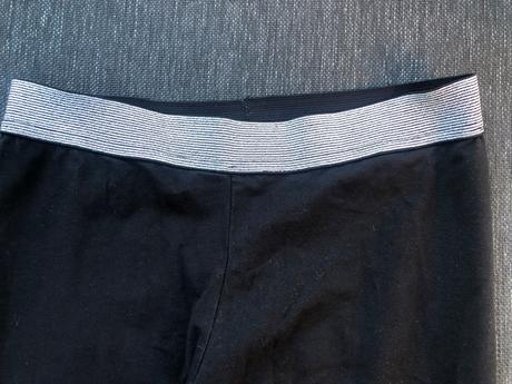 Cerne leginy se stribrnou gumou v pase 152, alive,152