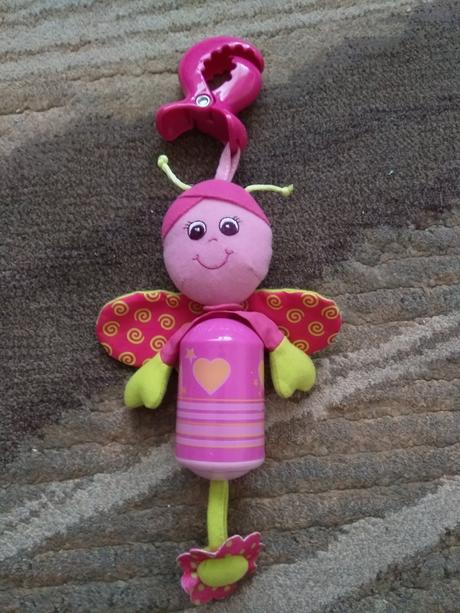 Včelka na zavěšení,