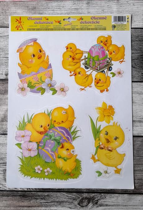 Velikonoční okenni dekorace - kuřátka, 