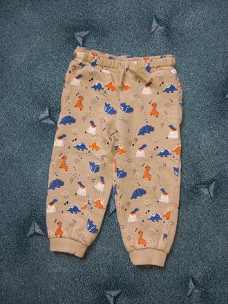 Tepláky, tepláčky, 68