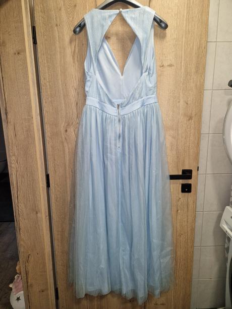 Dlouhé společenské šaty, 40