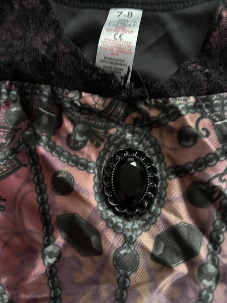 An25/ kostým halloween šaty - v.7/8 let,