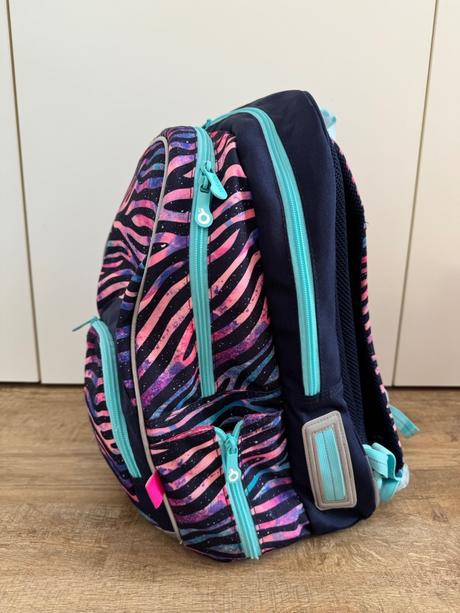 Dívčí školní batoh, aktovka topgal, zebra kimi,
