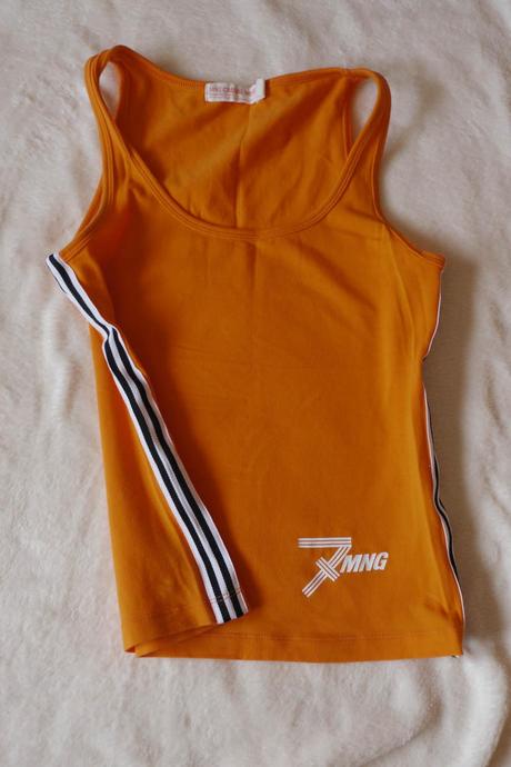Oranzove sportovni tilko od mng velikost je znacen, mango,xs