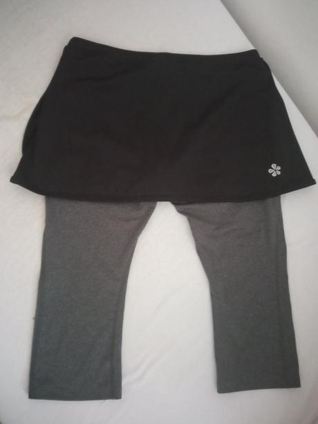 Dámské dívčí legíny se sukní velikost s, s