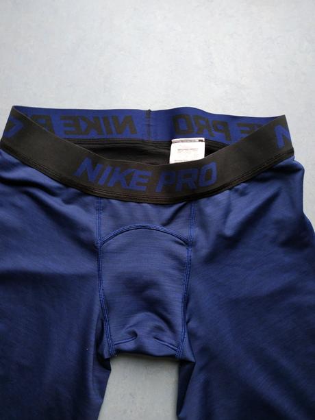 Značkové legíny nike therma vel. l, l